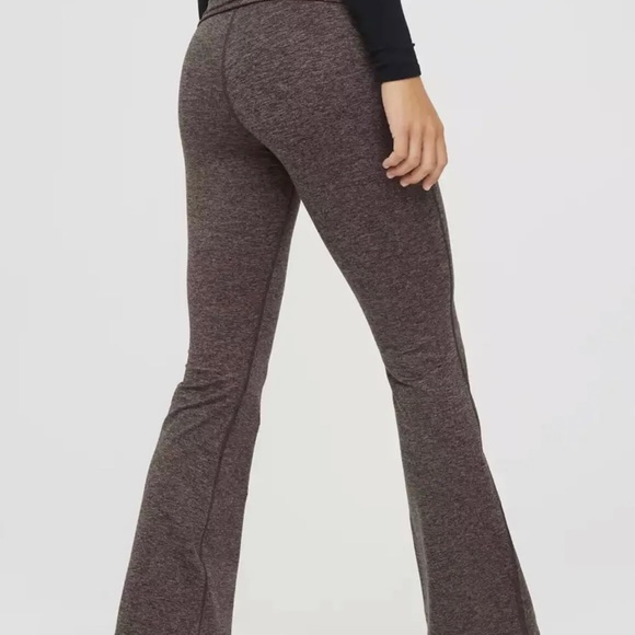 OFFLINE By Aerie The Hugger High Waisted Foldover Flare Legging - Picture 2 of 10